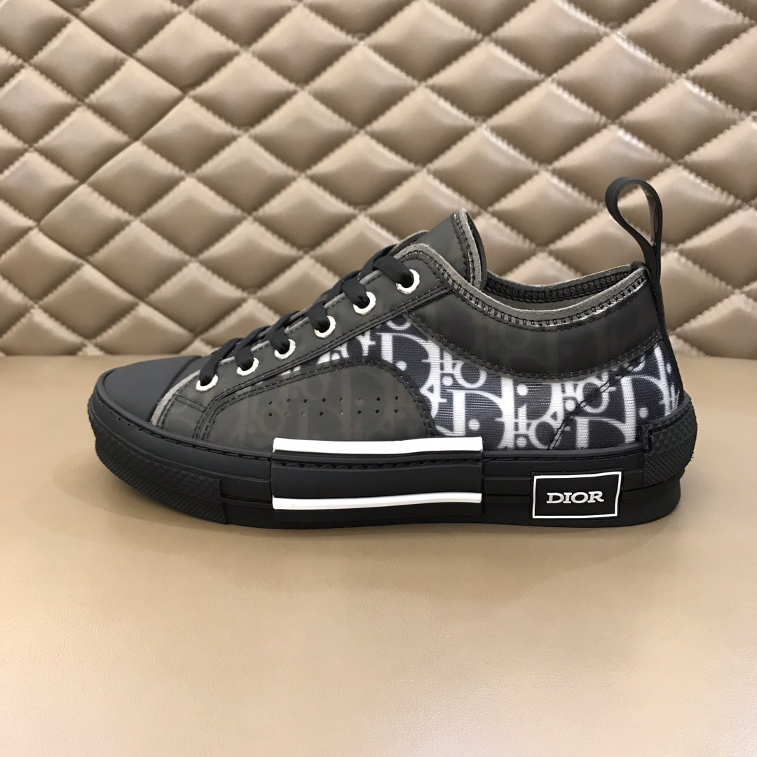 B21 Black Low-top Canvas Sneakers
