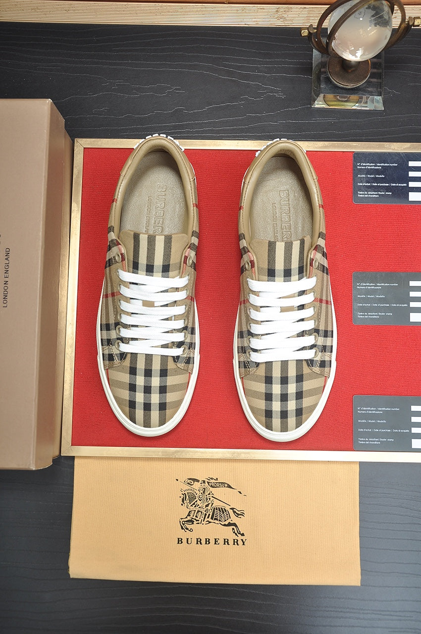 25 Luxury B Brand Casual Sneakers 0425020605