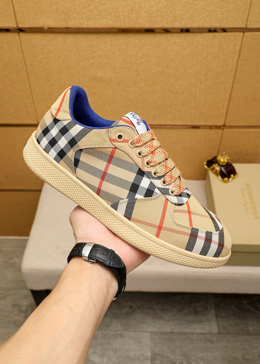 25 Luxury B Brand Casual Sneakers 042025052809