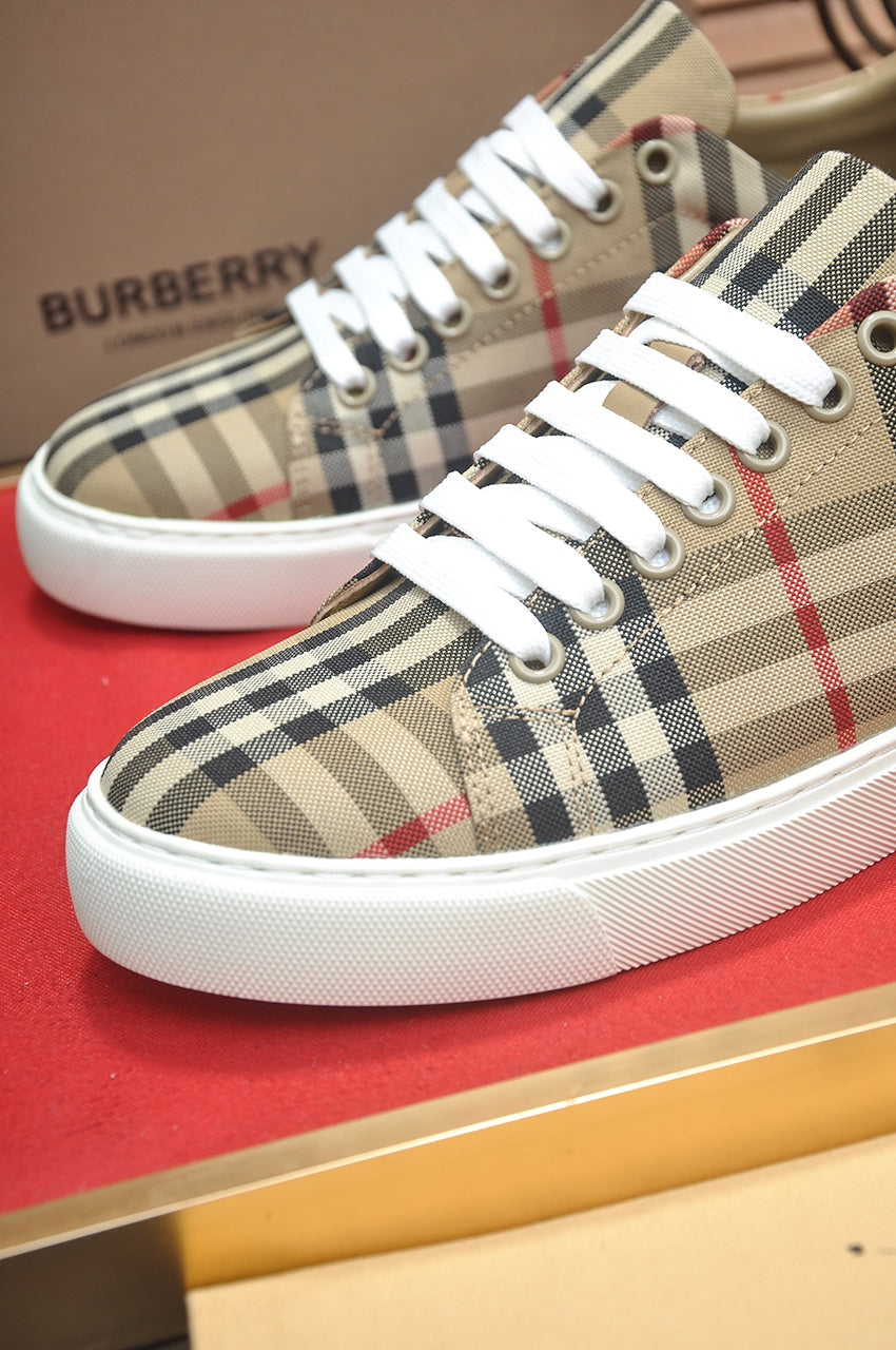 25 Luxury B Brand Casual Sneakers 0425020605