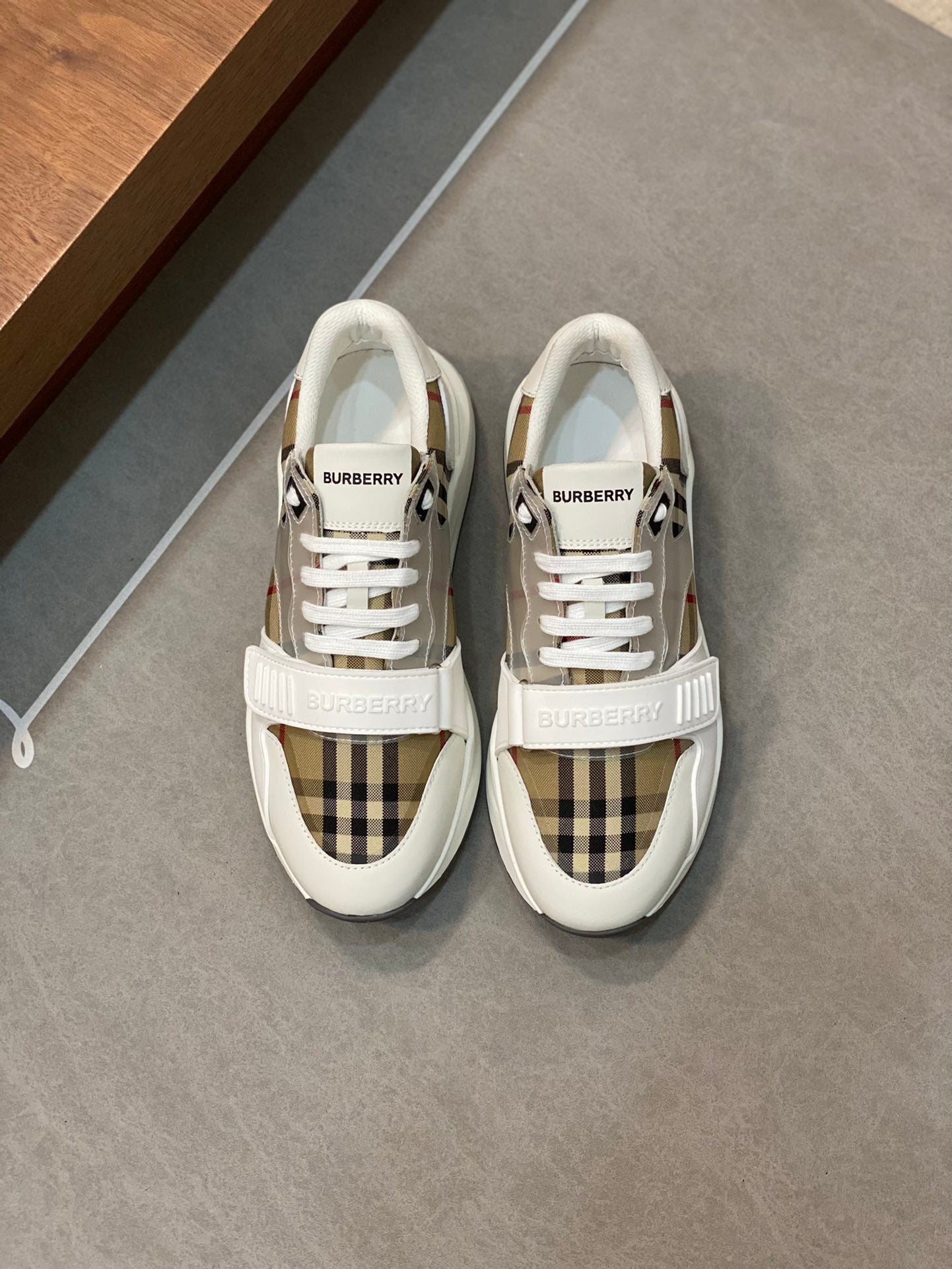 2024 bbr The latest fashionable men’s shoes fb0424072703