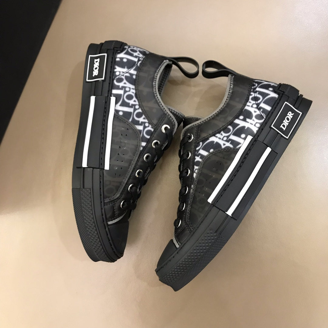 B21 Black Low-top Canvas Sneakers