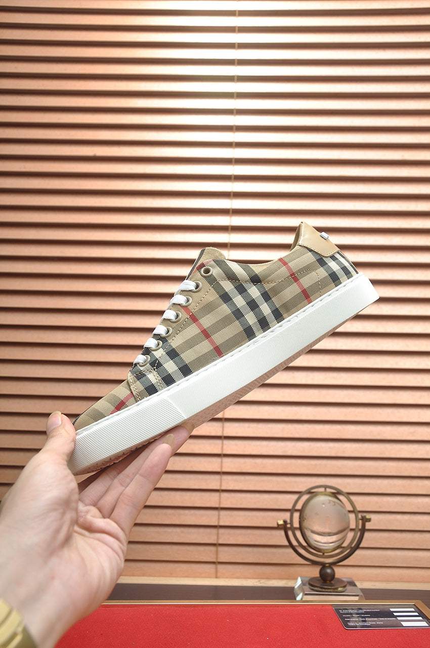 25 Luxury B Brand Casual Sneakers 0425020605