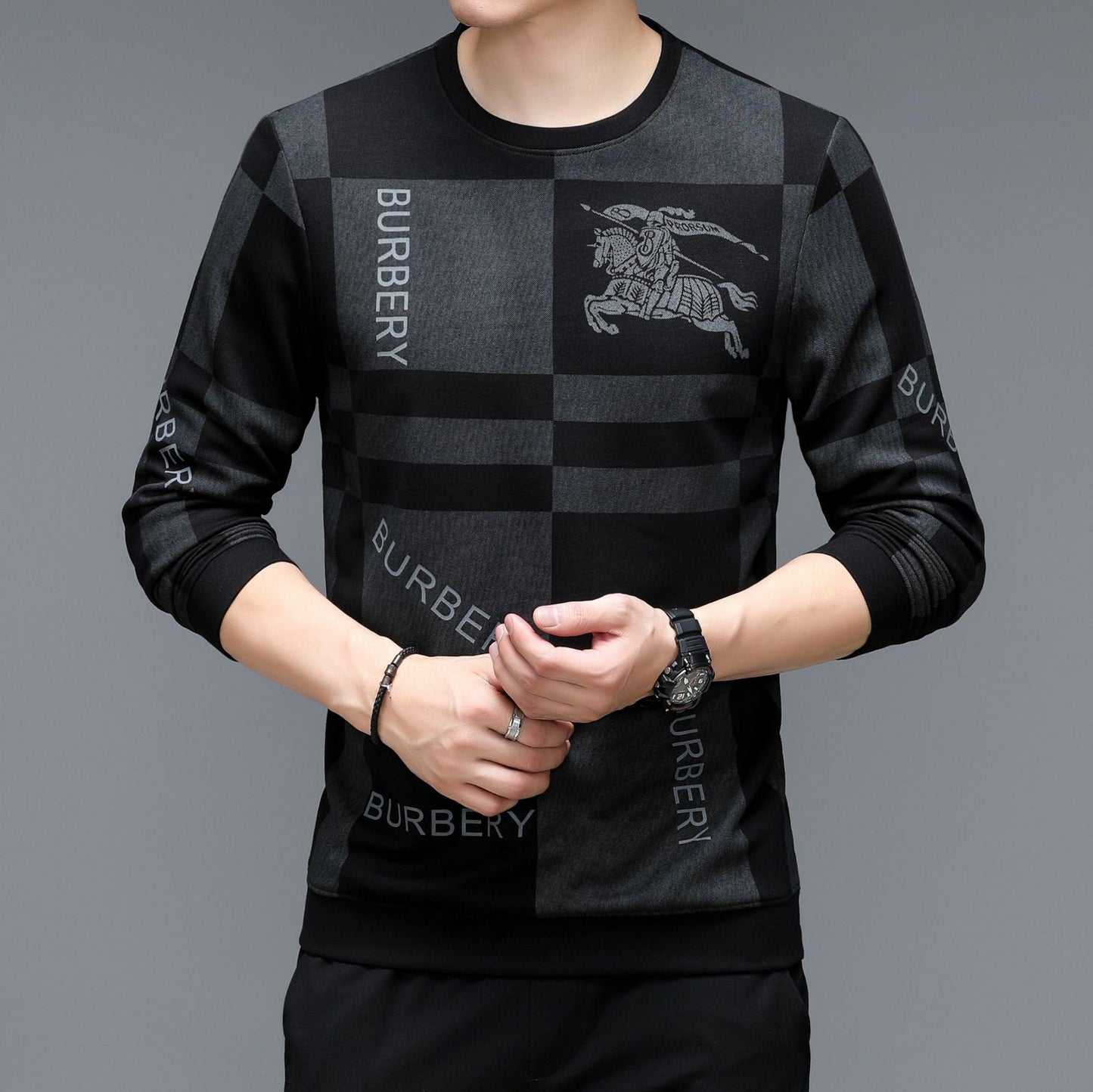 New Fashion Long Sleeved Underlay Men's Sweater 1023121801