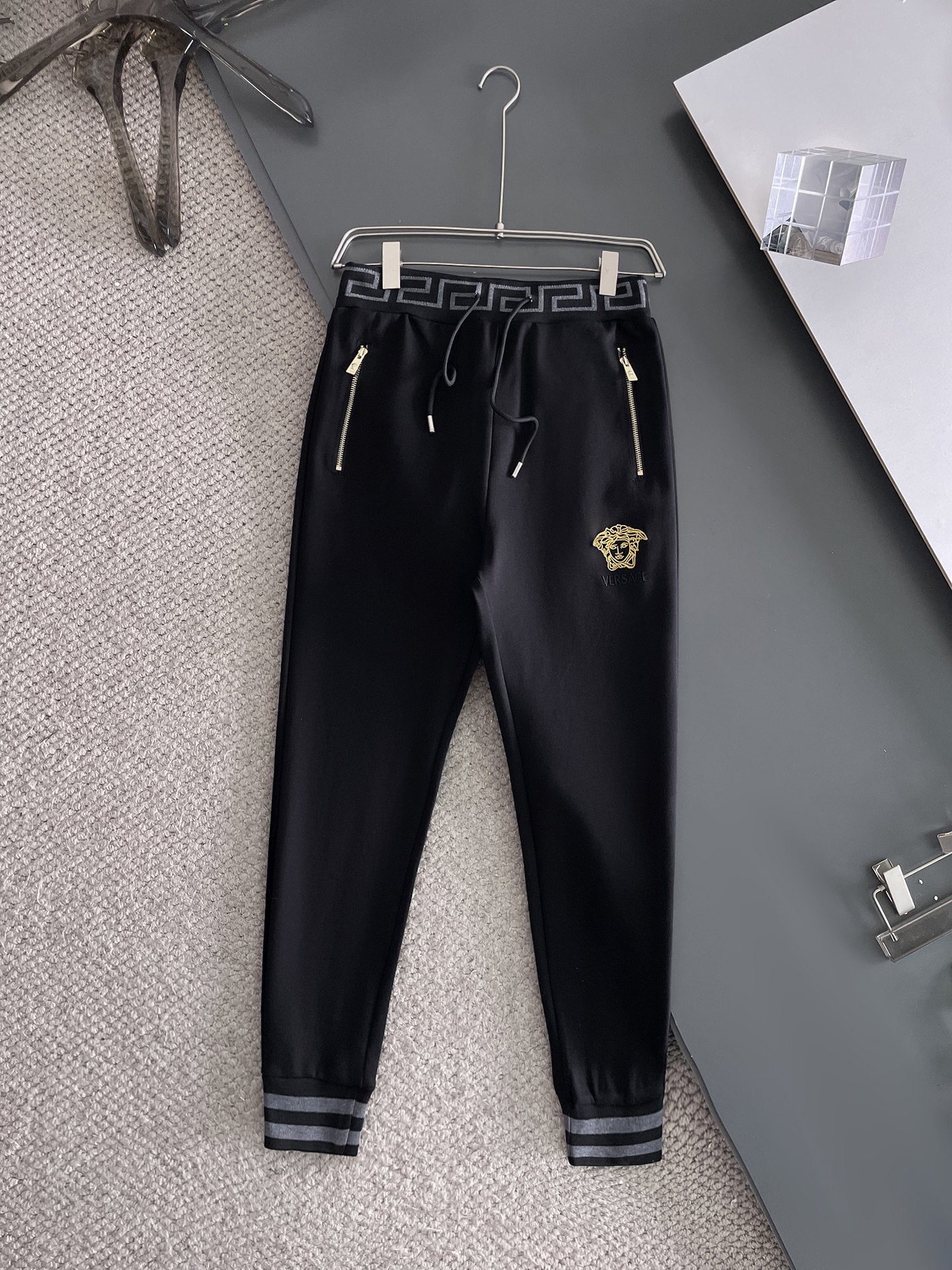 25 New VC Sports Suit 0425011503
