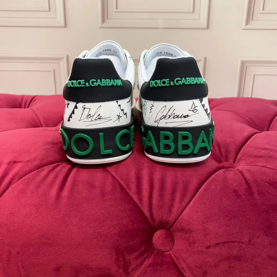 Couple fashion casual sneakers 1025011708