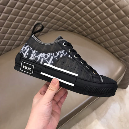 B21 Black Low-top Canvas Sneakers