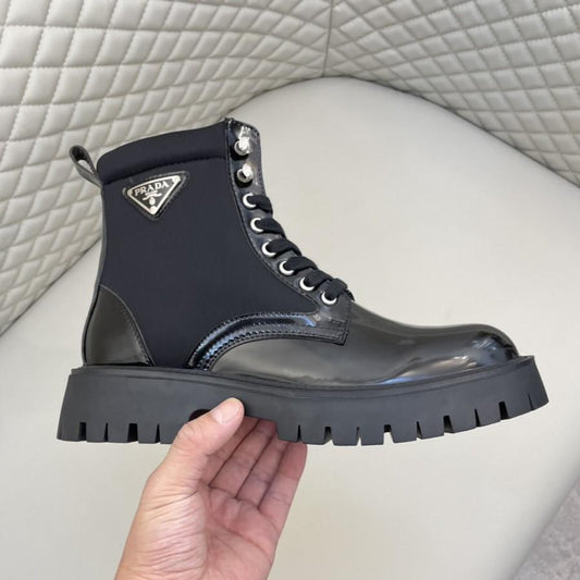 Classic Black High Top Boots 0823121503